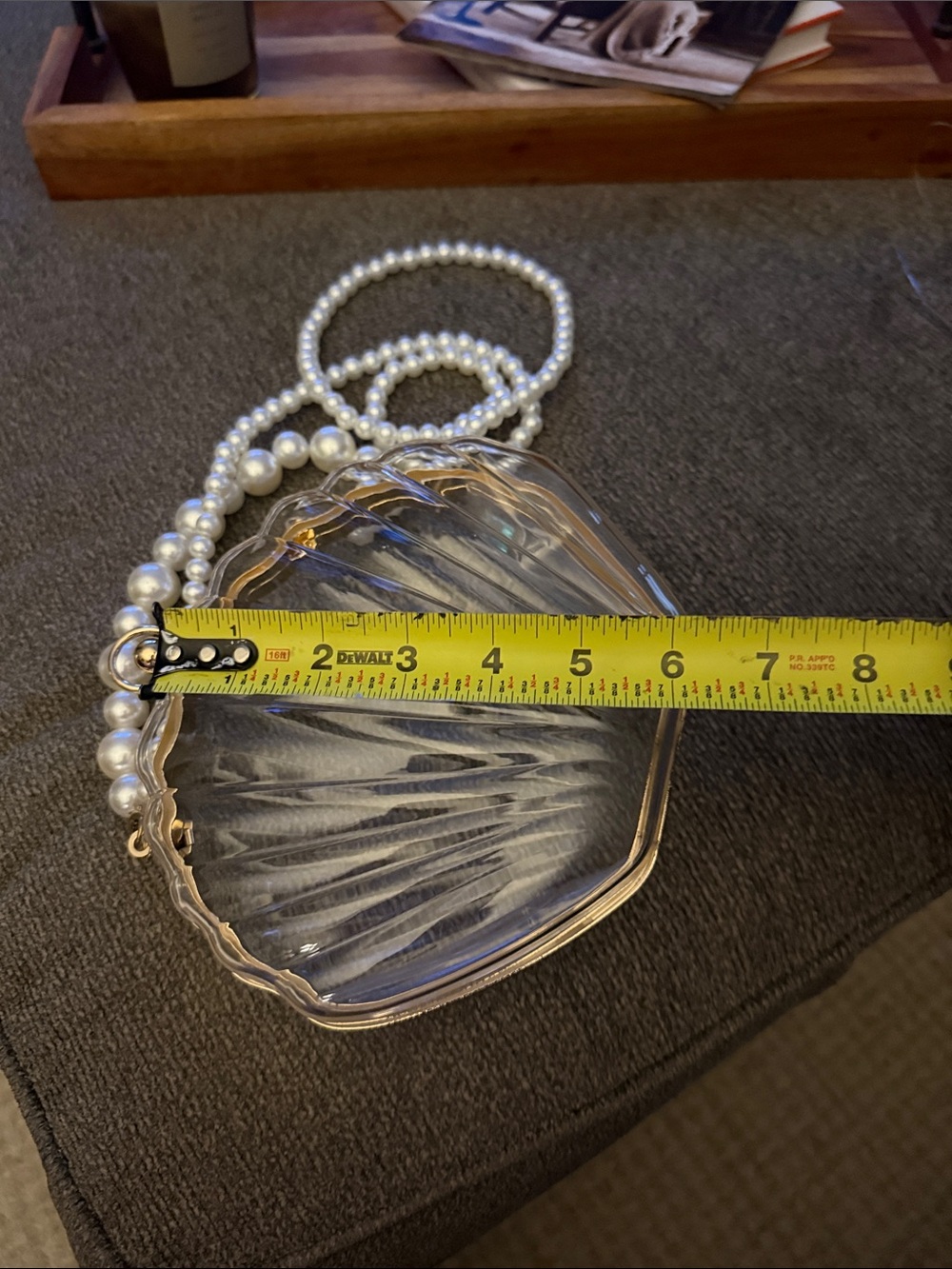 Clear Shell Pearl Handle Crossbody Bag - Picture 2 of 4